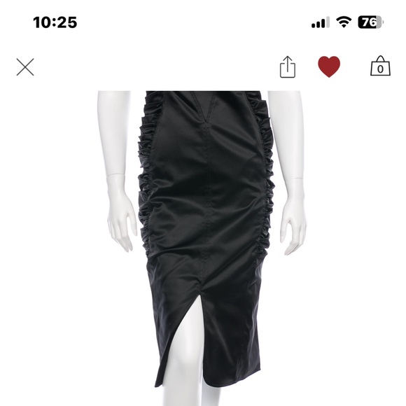 D&G
Ruched Midi Dress
Size: M I US8, IT44 - Picture 3 of 5